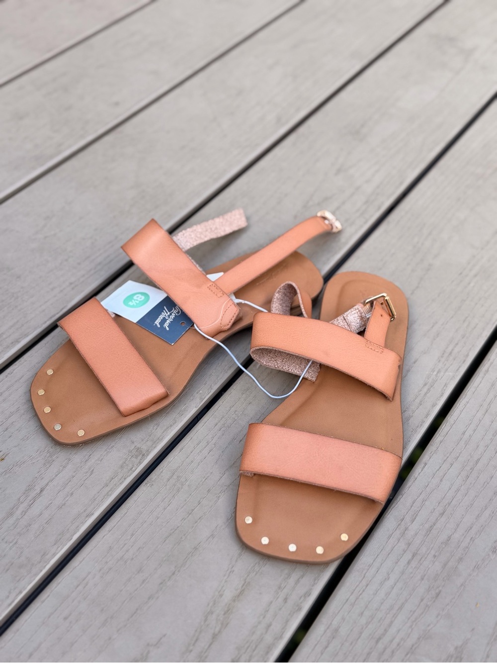 Universal Thread Peach Strappy Flat Sandals
